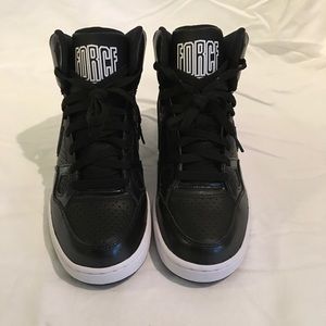 Nike Force Black Hightop NWOB size 8